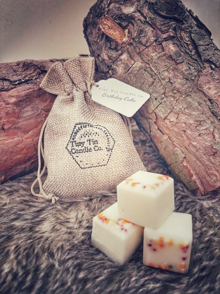 Broken Bricks Soy Wax Melts In Hessian pouch, Variety of Fragrances ! Perfect Mothers Day Gift